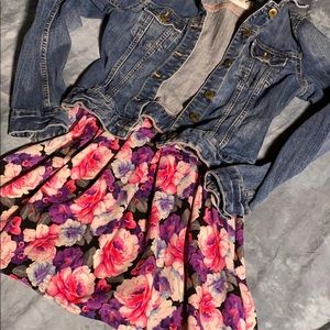 💚3 for $15💚 Forever 21 Floral Print Distressed Skirt Juniors size XS